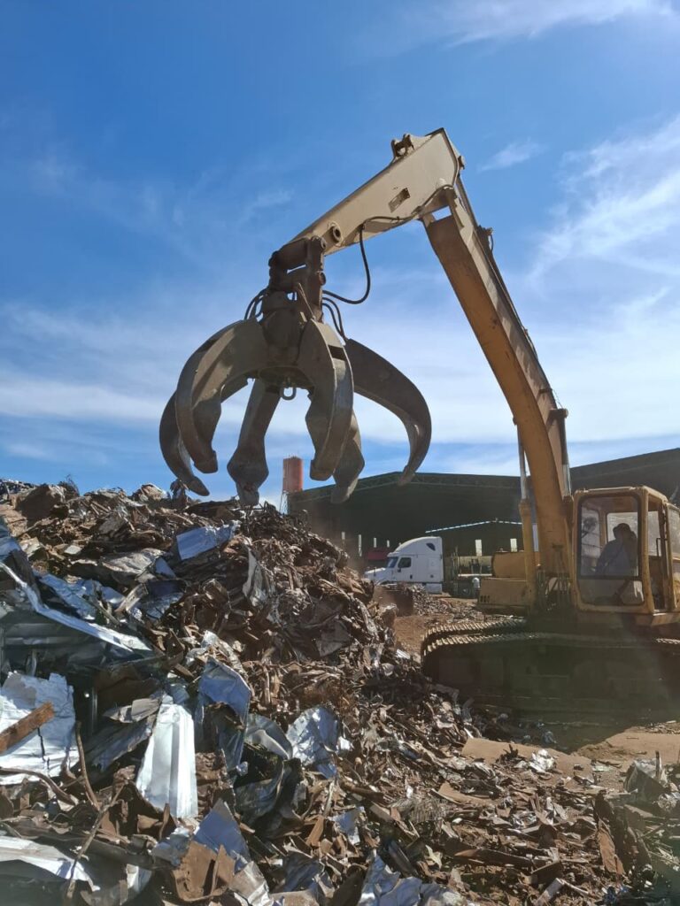 img-01-free-img ic chatarra 3